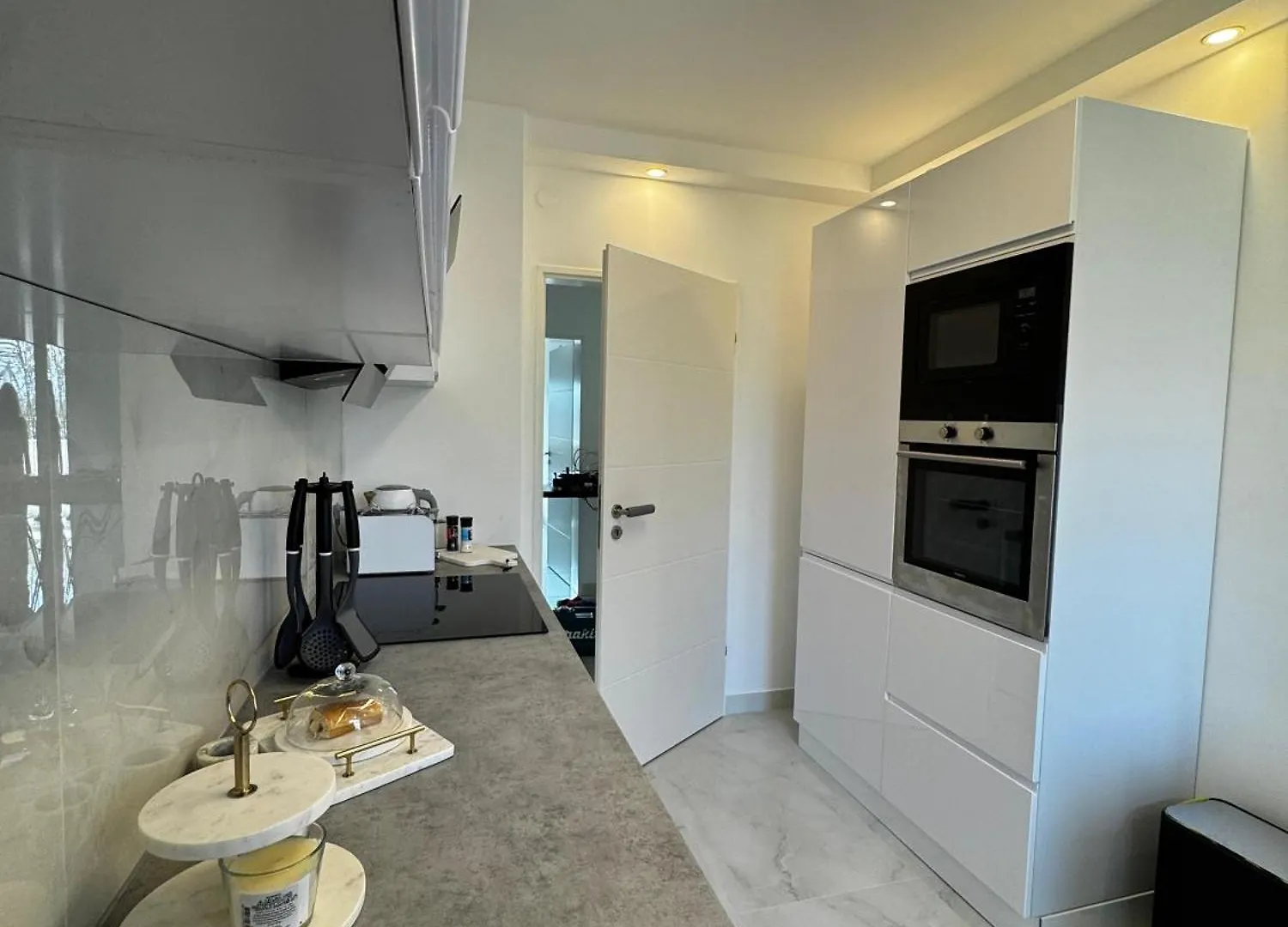 Rheinblick Suite Oberkassel Duesseldorf Apartment Dusseldorf